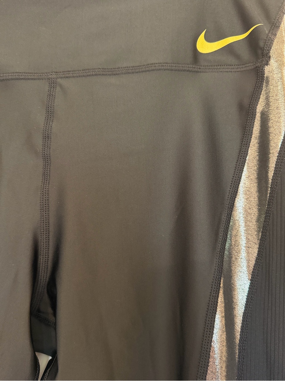 Nike Icon Clash Speed Women’s 7/8 Running Leggings - Picture 12 of 14